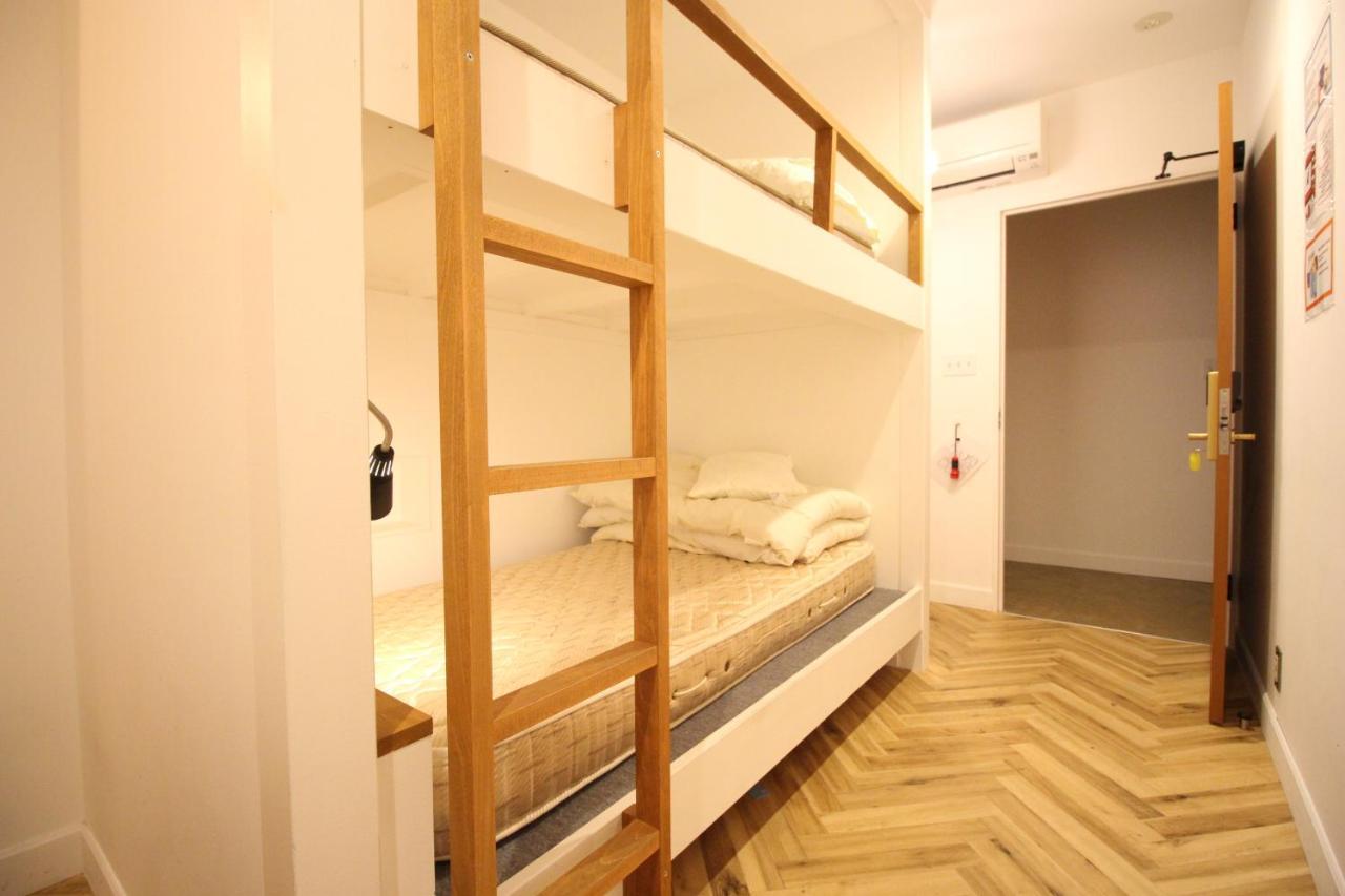 The Next Door Dormitory & Private Hostel كيوتو المظهر الخارجي الصورة